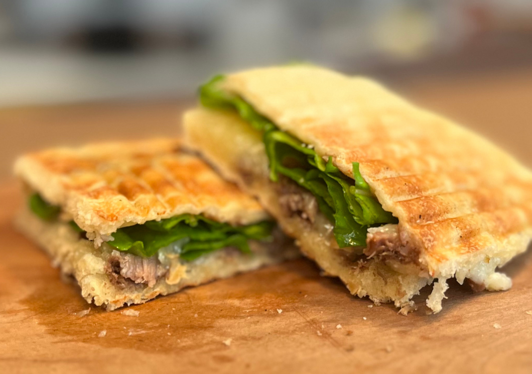 Gouda ve Kavurmalı Tost